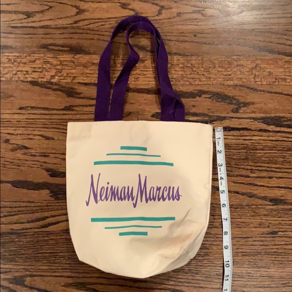 Vintage Neiman Marcus canvas tote